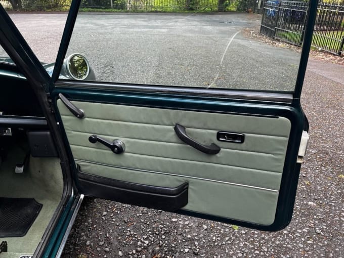 2025 Rover Mini