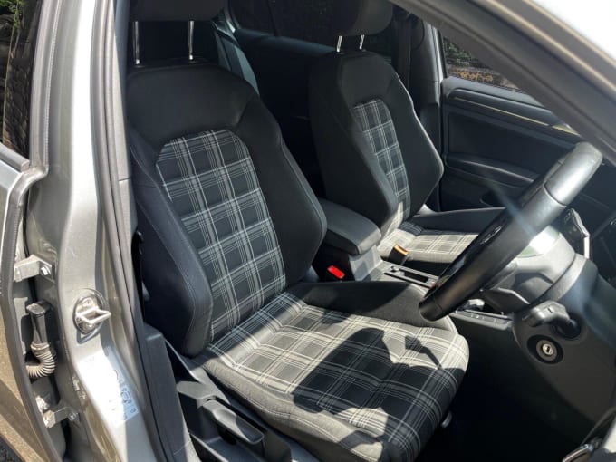 2025 Volkswagen Golf