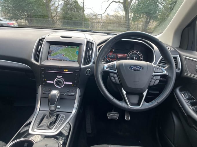 2025 Ford Edge