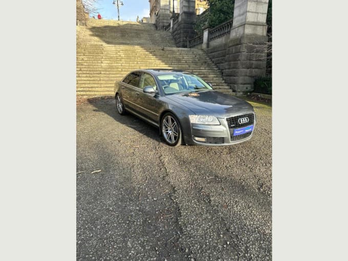 2025 Audi A8