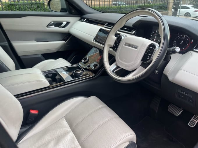 2025 Land Rover Range Rover Velar