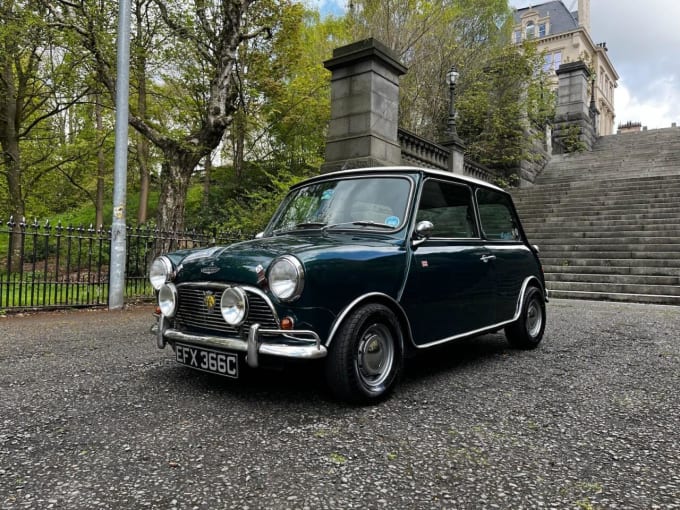2025 Rover Mini