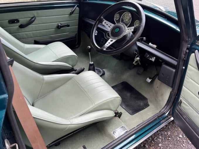 2025 Rover Mini