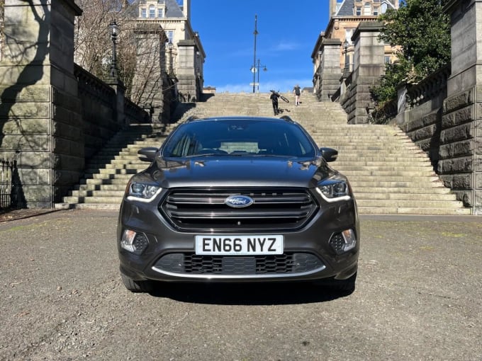 2025 Ford Kuga