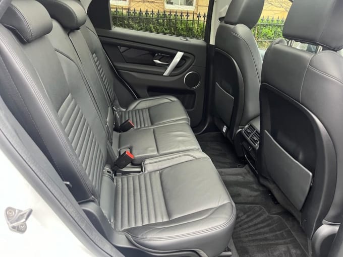 2025 Land Rover Discovery Sport