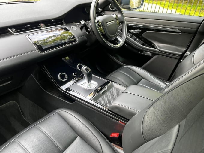 2025 Land Rover Range Rover Evoque