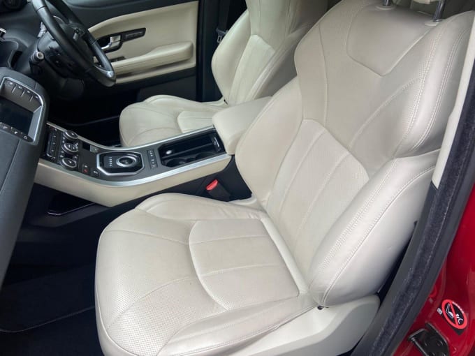 2025 Land Rover Range Rover Evoque
