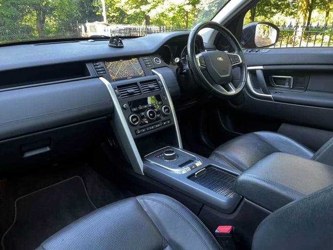 2025 Land Rover Discovery Sport
