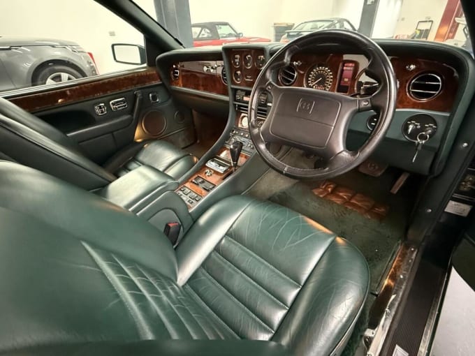 2025 Bentley Continental