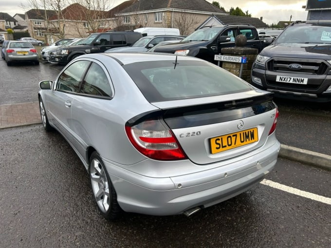 2025 Mercedes-benz C-class