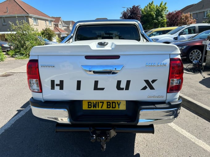 2025 Toyota Hi-lux