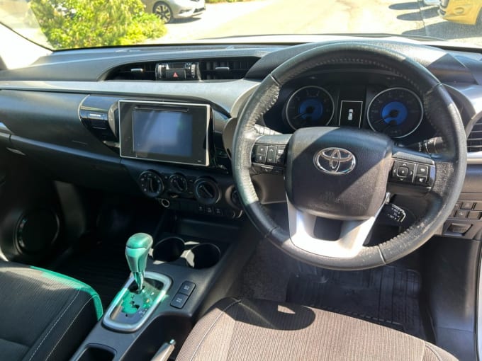 2025 Toyota Hi-lux