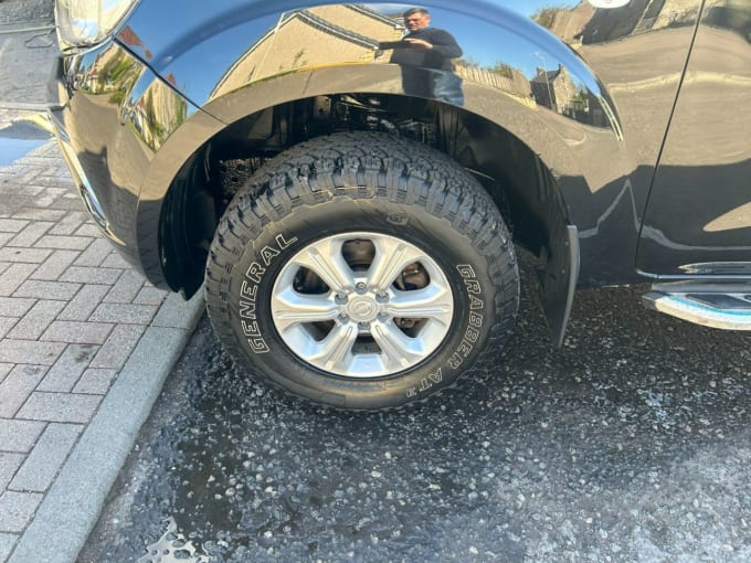 2025 Nissan Navara