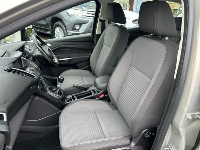 2025 Ford C-max