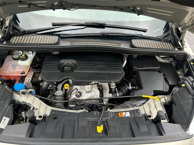 2025 Ford C-max