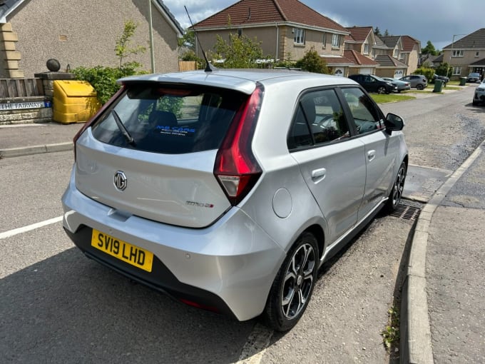 2025 Mg Mg3