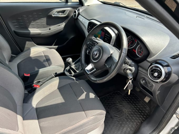 2025 Mg Mg3