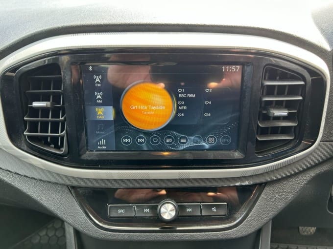 2025 Mg Mg3