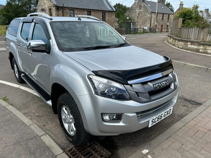 2025 Isuzu D-max