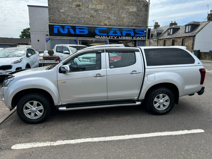 2025 Isuzu D-max