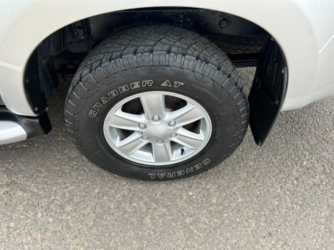 2025 Isuzu D-max