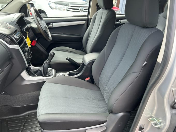 2025 Isuzu D-max