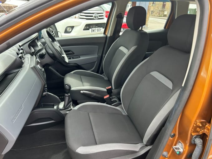 2025 Dacia Duster