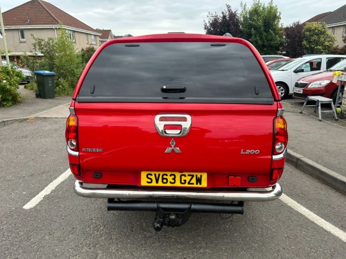 2025 Mitsubishi L200