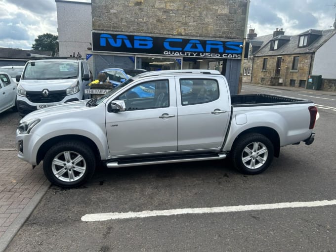 2025 Isuzu D-max