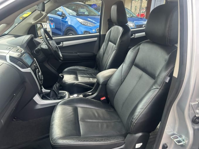 2025 Isuzu D-max