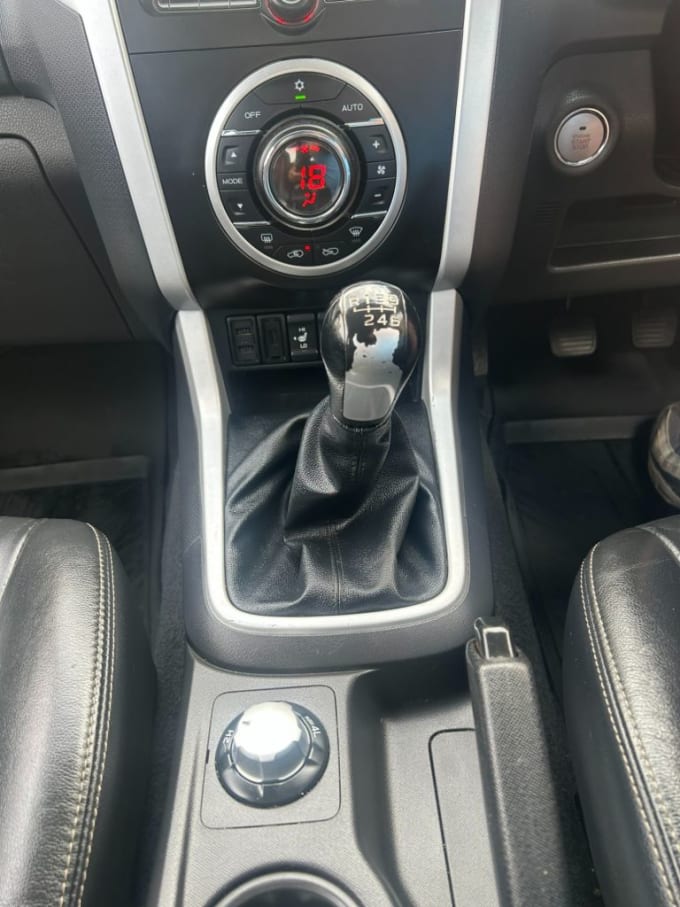 2025 Isuzu D-max