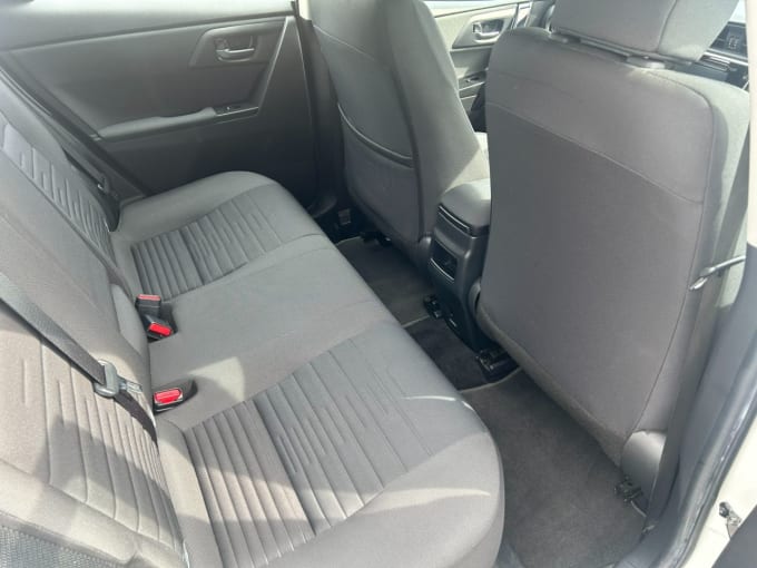 2025 Toyota Auris