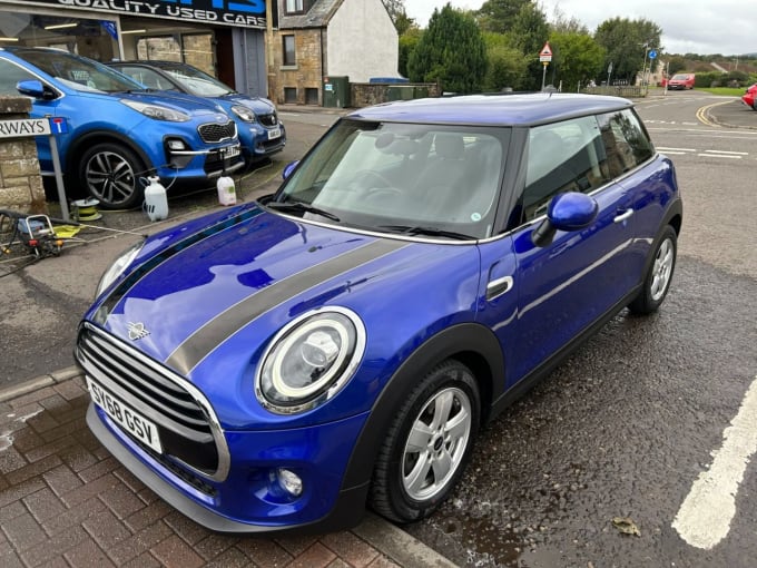 2019 Mini Hatch