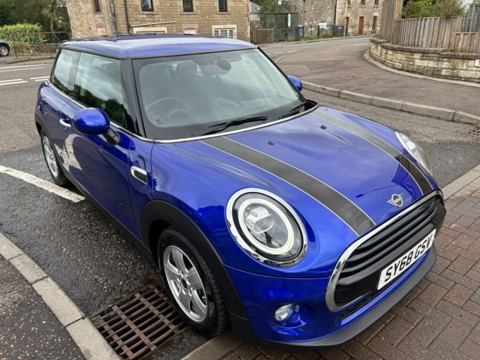 2019 Mini Hatch