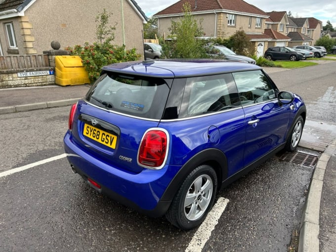 2019 Mini Hatch