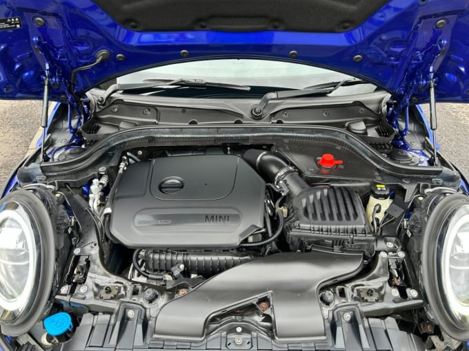 2019 Mini Hatch