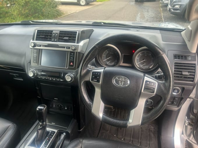 2017 Toyota Land Cruiser