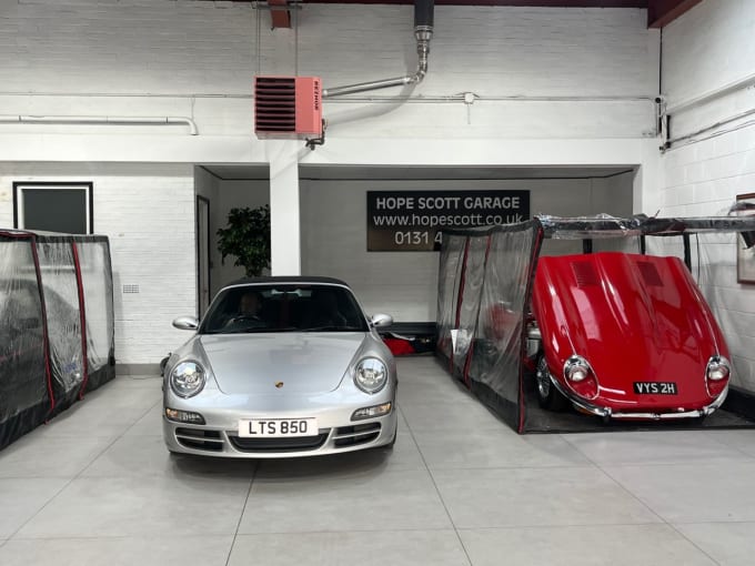 2025 Porsche 911
