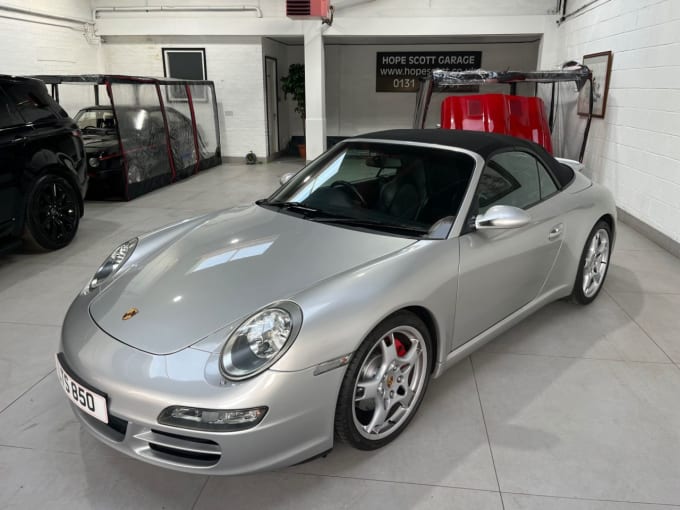 2025 Porsche 911