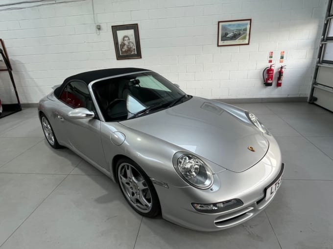 2025 Porsche 911