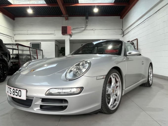 2025 Porsche 911