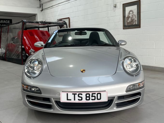 2025 Porsche 911