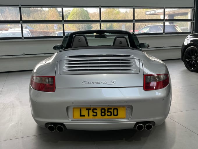 2025 Porsche 911