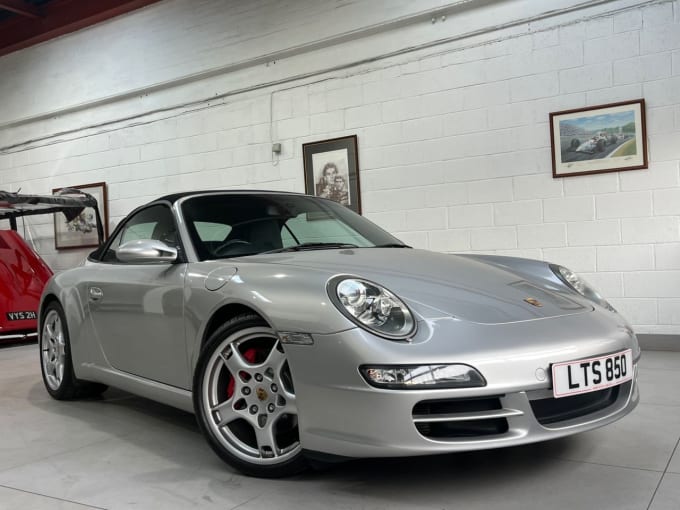 2025 Porsche 911