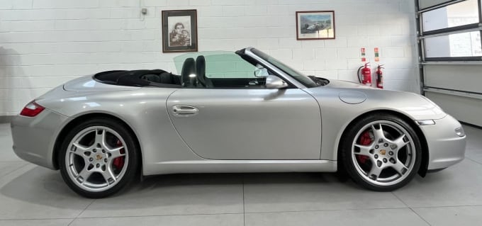 2025 Porsche 911