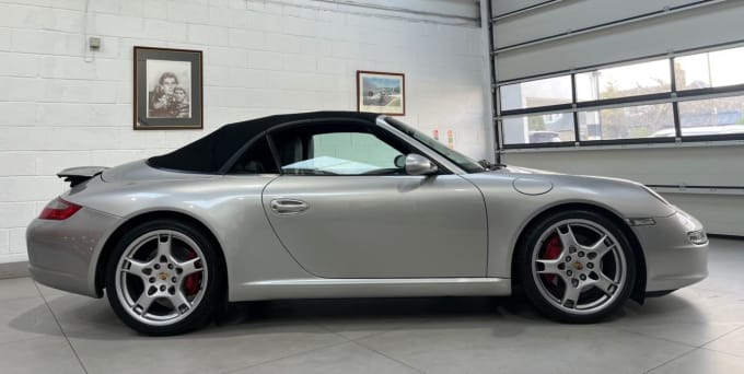 2025 Porsche 911