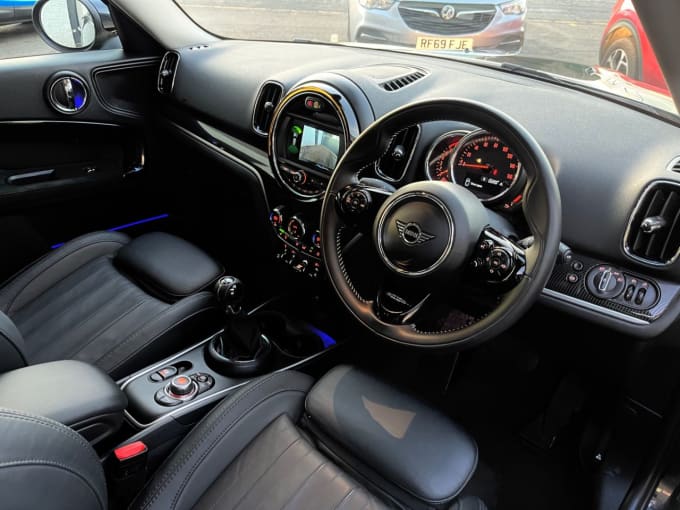 2025 Mini Countryman