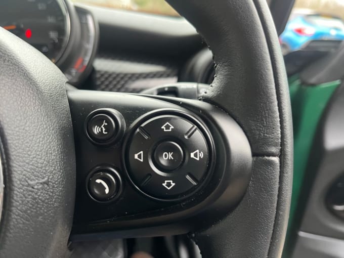 2025 Mini Hatch