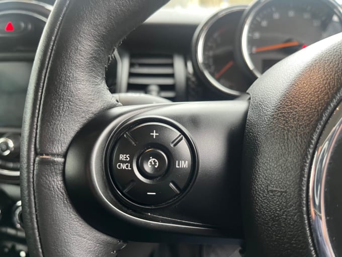 2025 Mini Hatch