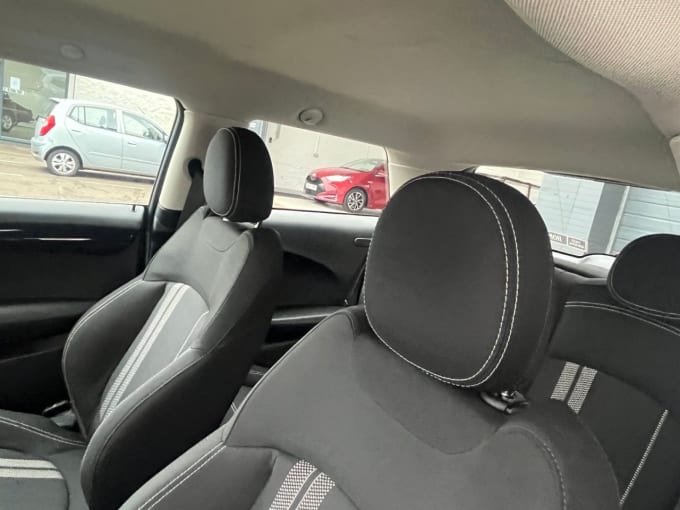 2025 Mini Hatch